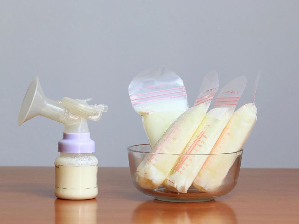 5 Fakta Mengejutkan Soal Air Susu Ibu